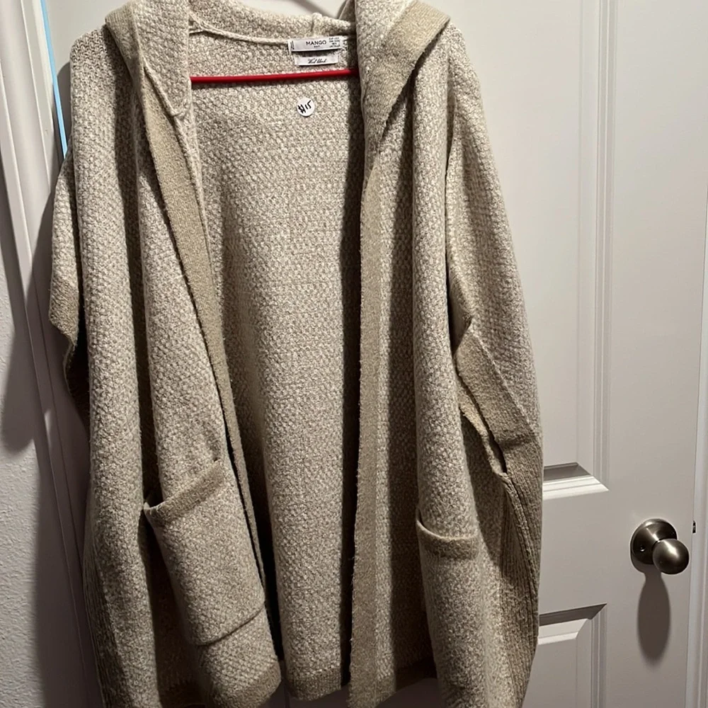 Jackets - Picture 6 of 13